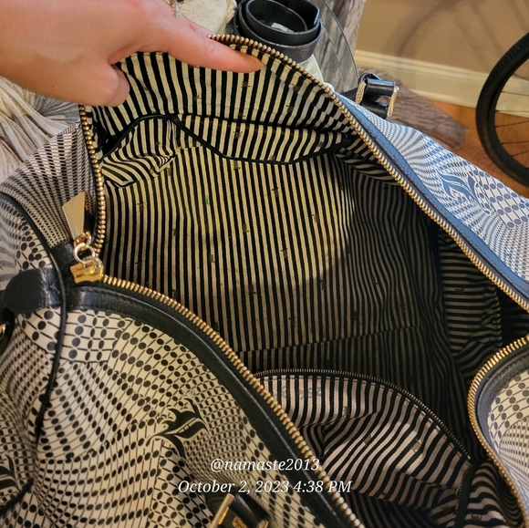 L.A.M.B. by Gwen Stefani Samburu Duffel Bag Travel Bag Luxury Designer Bag #554 - Picture 9 of 17